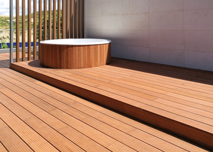 Bambus Terrasse, Braun & W&uuml;rfele