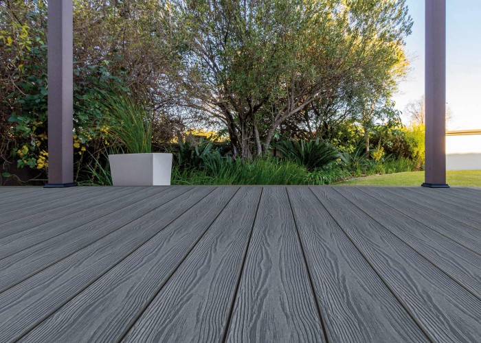 Terrassendielen BPC, massives Kompositprofil