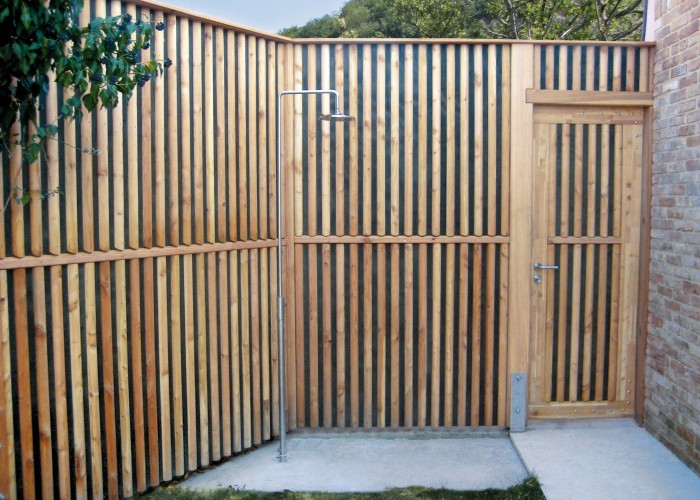 Schallschutz mit Tor