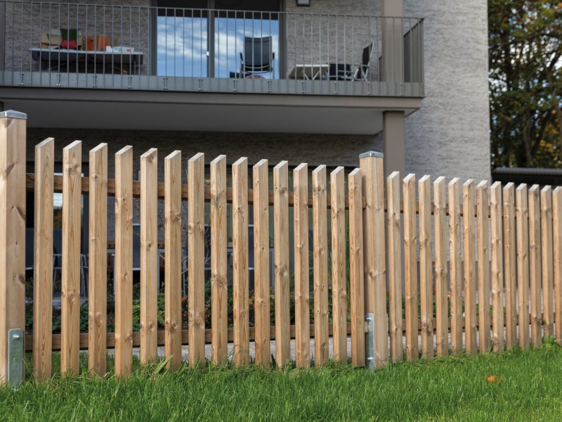 THERMOPINE Front Garden Fence